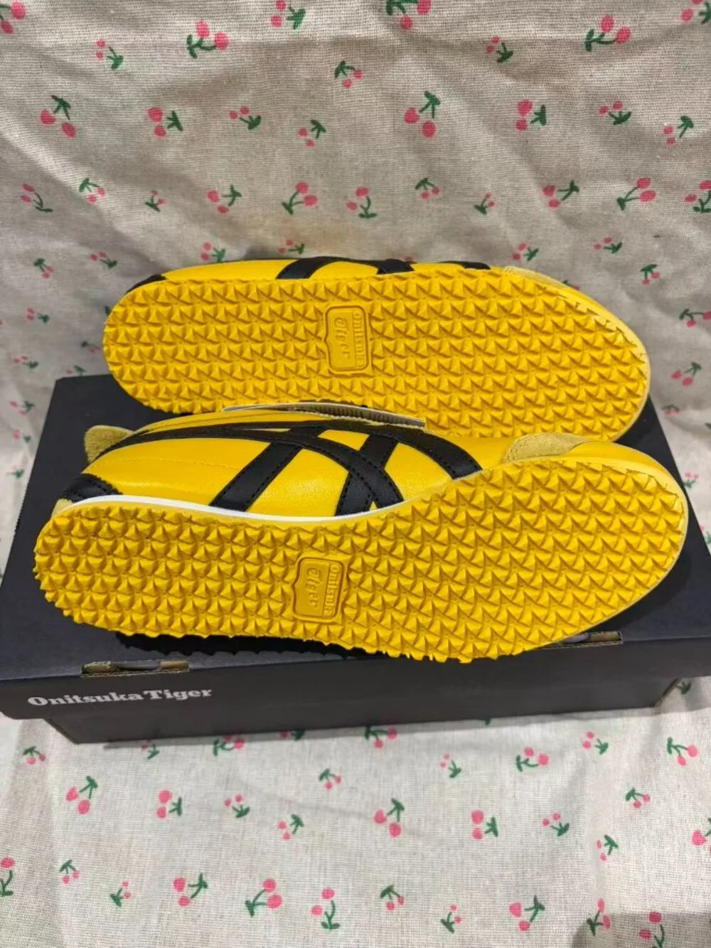 Onitsuka Tiger by Asics Yellow and Black Classic Mexico 66 Flats